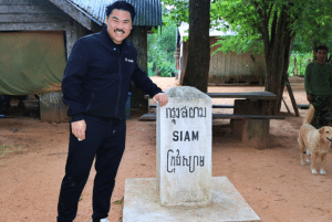 เปิดภาพกัมพูชาตั้งฐานทหารติดหลักหมุดไทย “กัน จอมพลัง” เผยเขมรไม่ยอมเสียเปรียบแม้แต่นิ้วเดียว