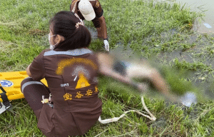 ศพหญิงถูกมัดถ่วงน้ำลอยคลองชลประทานนครปฐม ตำรวจเร่งล่าฆาตกรคดีสะเทือนขวัญวันลอยกระทง